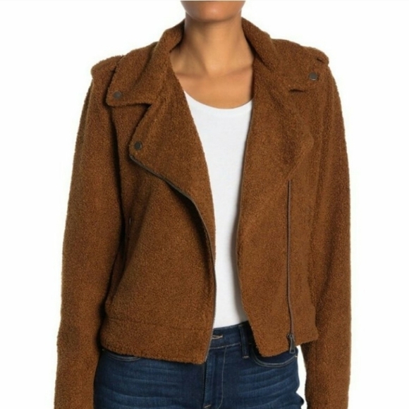 Max Edition Jackets & Blazers - 𝅺MAX EDITION Soft Teddy Moto Jacket!